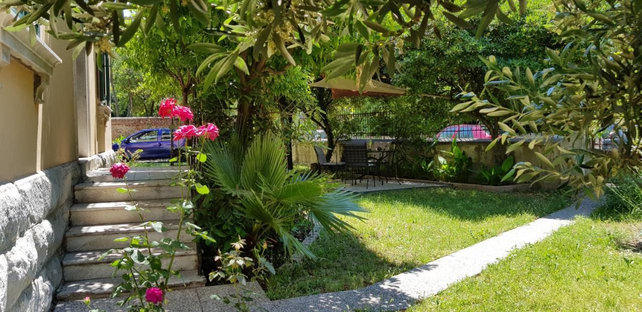 Beach City Pearls Apartments Split Extérieur photo